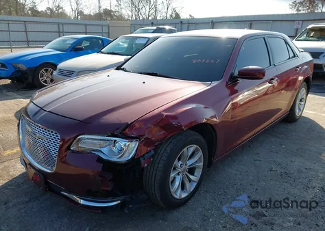 2015 Chrysler 300 Limited z USA, uszkodzony, nr VIN 2C3CCAAG0FH803227